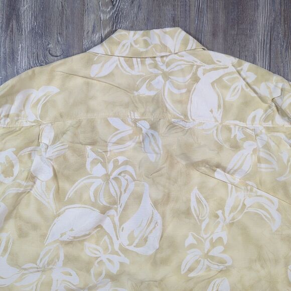 Tommy Bahama 100% Silk Yellow Floral Short Sleeve Button-Front Shirt Men's Large - Picture 12 of 12